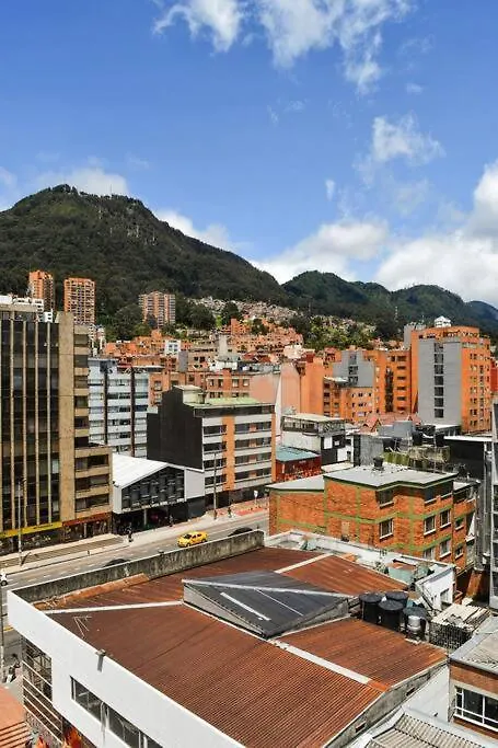 Apartasuite En Bogota 0*,